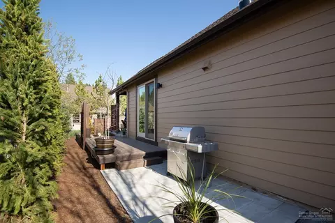 60816 Cobblestone Pl, Bend, OR 97702 photo 23