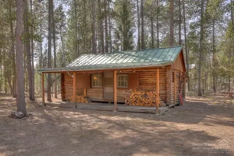 15751 Friendly St, La Pine, OR 97739 photo 1