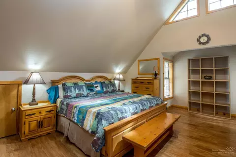 57488 Circle Four Ln, Sunriver, OR 97707 photo 8