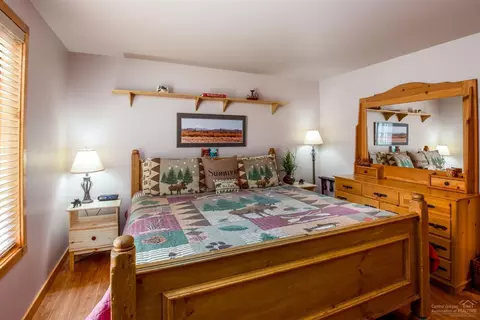 57488 Circle Four Ln, Sunriver, OR 97707 photo 11