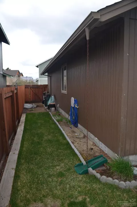 51275 Riley Ln, La Pine, OR 97739 photo 21