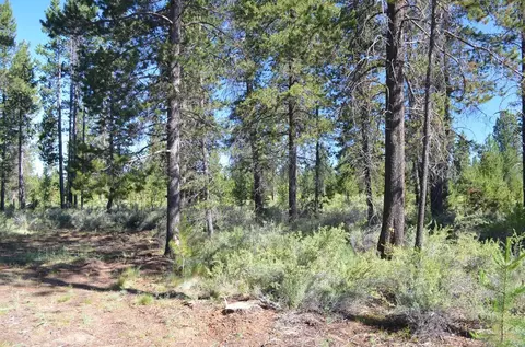 17084 West Dr, La Pine, OR 97739 photo 5