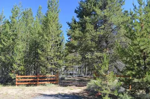 17084 West Dr, La Pine, OR 97739 photo 14