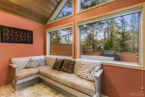 58120 Tournament Ln, Sunriver, OR 97707 photo 9