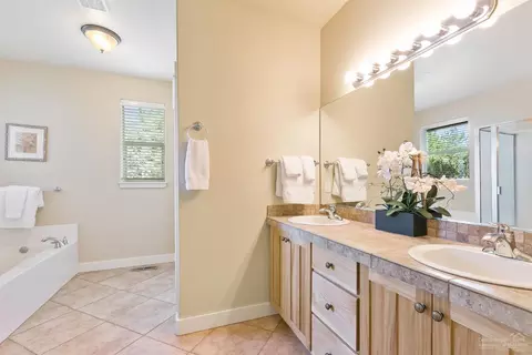 61915 Fall Creek Loop, Bend, OR 97702 photo 13