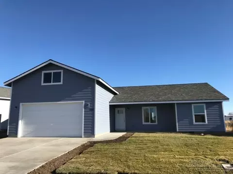 720 Scenic Loop, Culver, OR 97734 photo 1