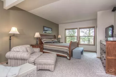 57319 Beaver Ridge Loop, Sunriver, OR 97707 photo 16