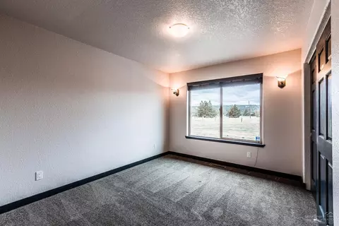 21540 Gift Rd, Bend, OR 97703 photo 19