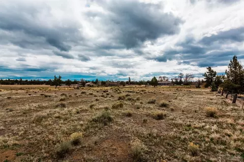 21540 Gift Rd, Bend, OR 97703 photo 5