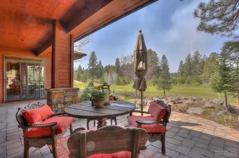 19586 Green Lakes Loop, Bend, OR 97702 photo 23