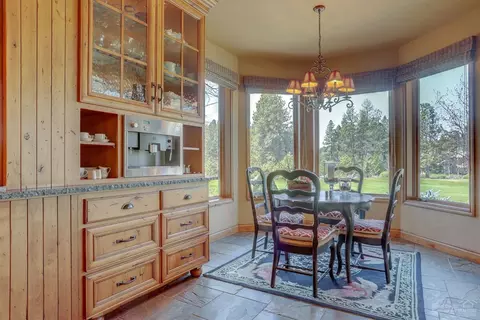 19586 Green Lakes Loop, Bend, OR 97702 photo 7