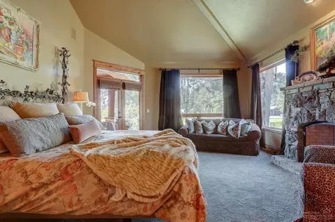 19586 Green Lakes Loop, Bend, OR 97702 photo 20