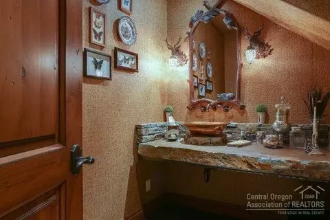19586 Green Lakes Loop, Bend, OR 97702 photo 6