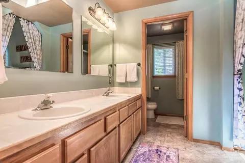950 NE Locksley Dr, Bend, OR 97701 photo 14