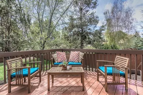 950 NE Locksley Dr, Bend, OR 97701 photo 19