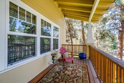 209 NW 16th St, Bend, OR 97703 photo 2