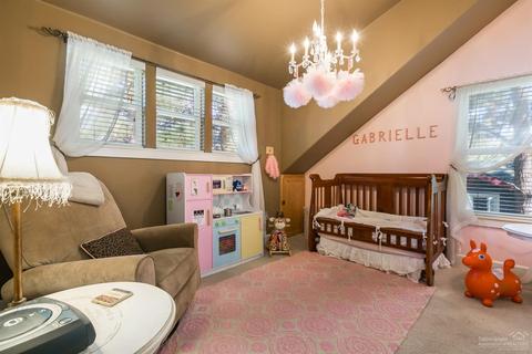 209 NW 16th St, Bend, OR 97703 photo 14