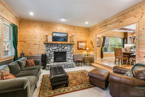 209 NW 16th St, Bend, OR 97703 photo 3