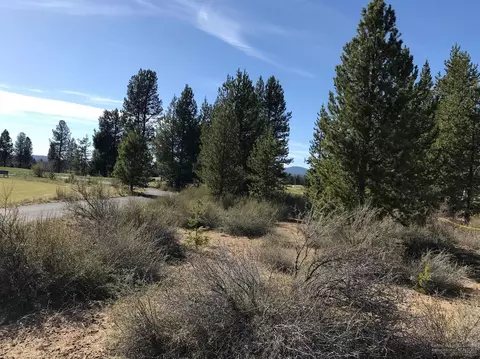 57018 Dancing Rock Loop, Bend, OR 97707 photo 3