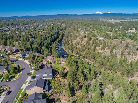 61303 Gorge View St, Bend, OR 97702 photo 5