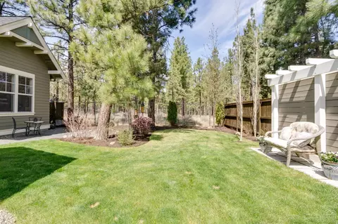19104 NW Chiloquin Dr, Bend, OR 97703 photo 24