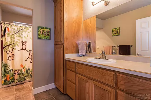 66538 Ponderosa Loop, Bend, OR 97703 photo 18