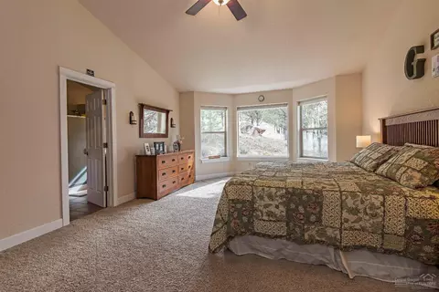 66538 Ponderosa Loop, Bend, OR 97703 photo 14