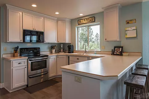 66538 Ponderosa Loop, Bend, OR 97703 photo 8