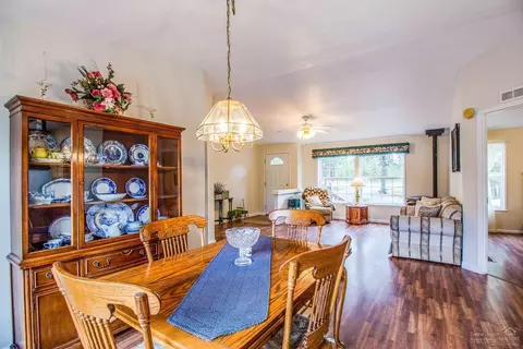 15985 Dawn Rd, La Pine, OR 97739 photo 12