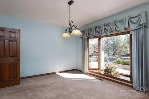 64169 Highway 20, Bend, OR 97703 photo 9