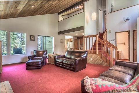 56902 Lone Eagle Lndg, Sunriver, OR 97707 photo 1