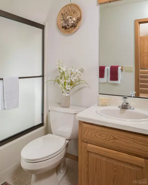 57671 Poplar Loop, Sunriver, OR 97707 photo 10