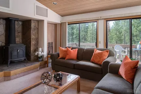 57671 Poplar Loop, Sunriver, OR 97707 photo 2