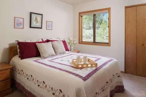 57671 Poplar Loop, Sunriver, OR 97707 photo 11