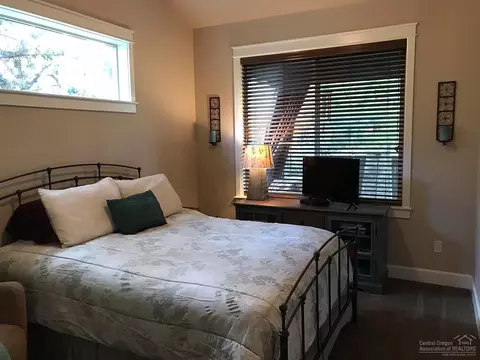 19115 Chiloquin Dr, Bend, OR 97703 photo 20
