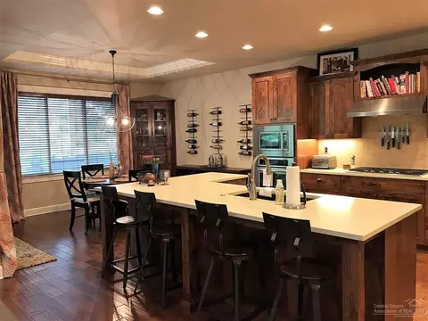 19115 Chiloquin Dr, Bend, OR 97703 photo 8