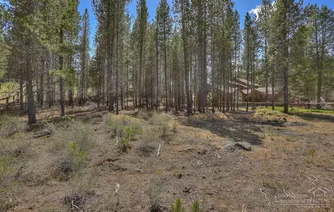 16396 Beaver Dr, Bend, OR 97707 photo 2