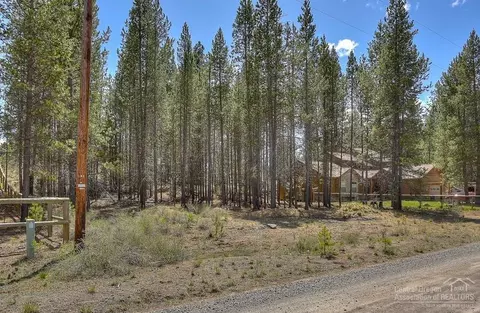 16396 Beaver Dr, Bend, OR 97707 photo 1