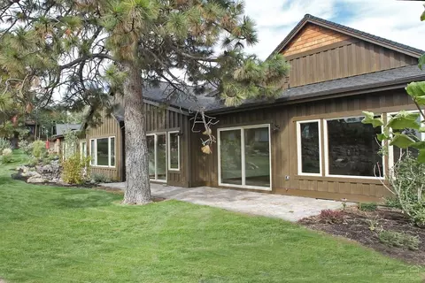 60415 Kangaroo Loop, Bend, OR 97702 photo 19