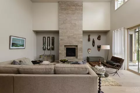 60415 Kangaroo Loop, Bend, OR 97702 photo 6