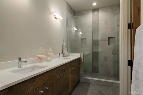 60419 Kangaroo Loop, Bend, OR 97702 photo 12