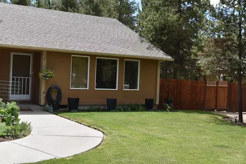 17439 Gull Dr, Bend, OR 97707 photo 2