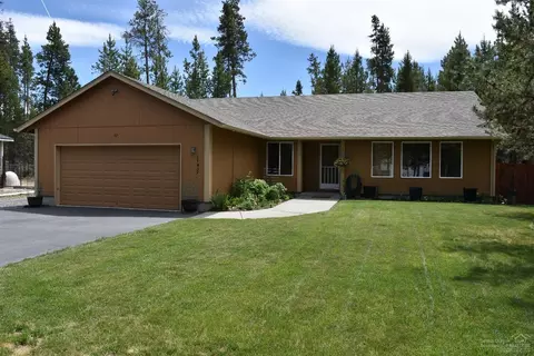 17439 Gull Dr, Bend, OR 97707 photo 3