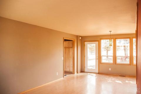 60078 Edmonton Dr, Bend, OR 97702 photo 8