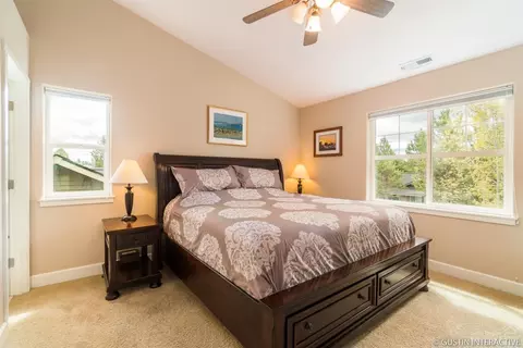20620 Cherry Tree Ln, Bend, OR 97702 photo 5