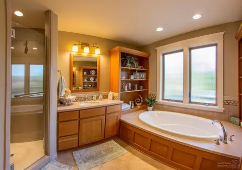 20862 Desert Stream Pl, Bend, OR 97702 photo 6