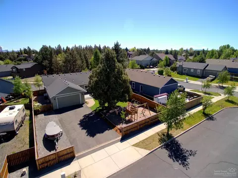 20670 Beaumont Dr, Bend, OR 97701 photo 18