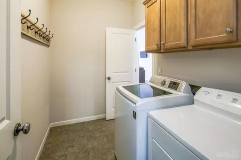 20670 Beaumont Dr, Bend, OR 97701 photo 17