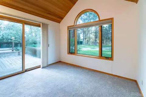 20950 King David Ave, Bend, OR 97702 photo 12