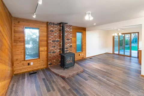 20950 King David Ave, Bend, OR 97702 photo 7